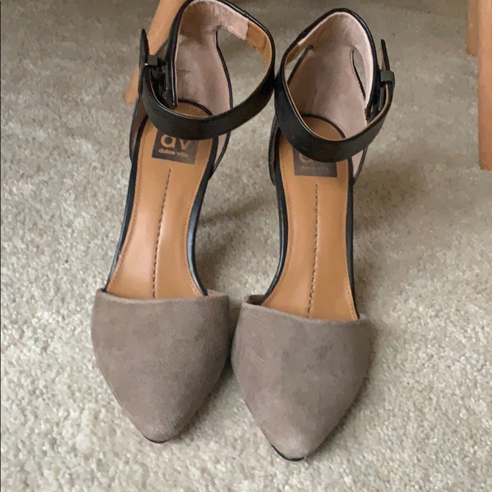 DV by Dolce Vita suede and black strappy heel 9